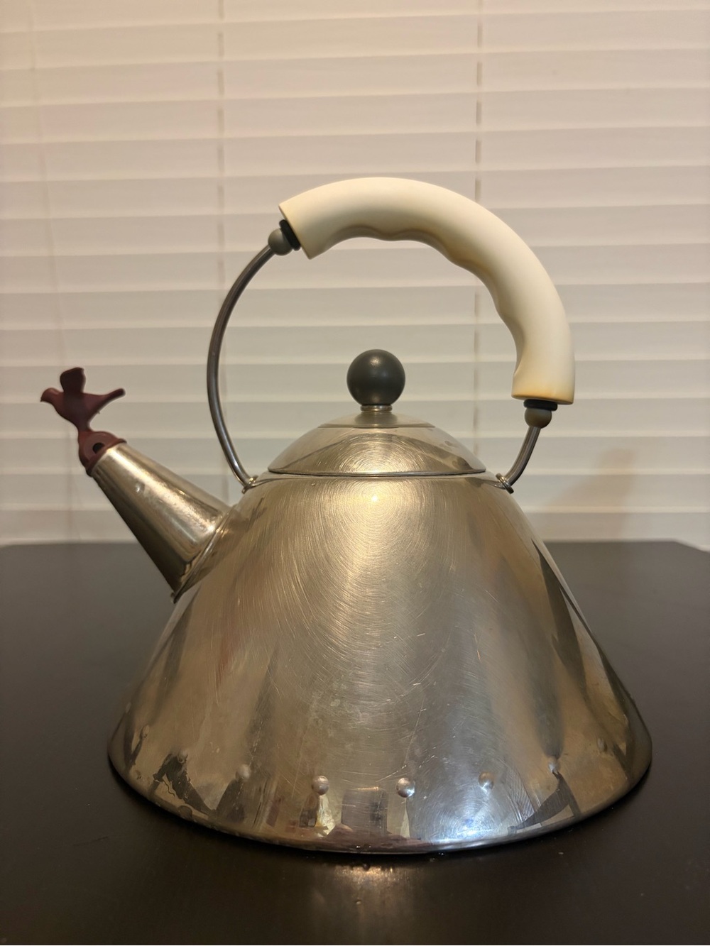 Alessi Michael Graves Stainless Steel Whistling Teakettle White Handle Italy